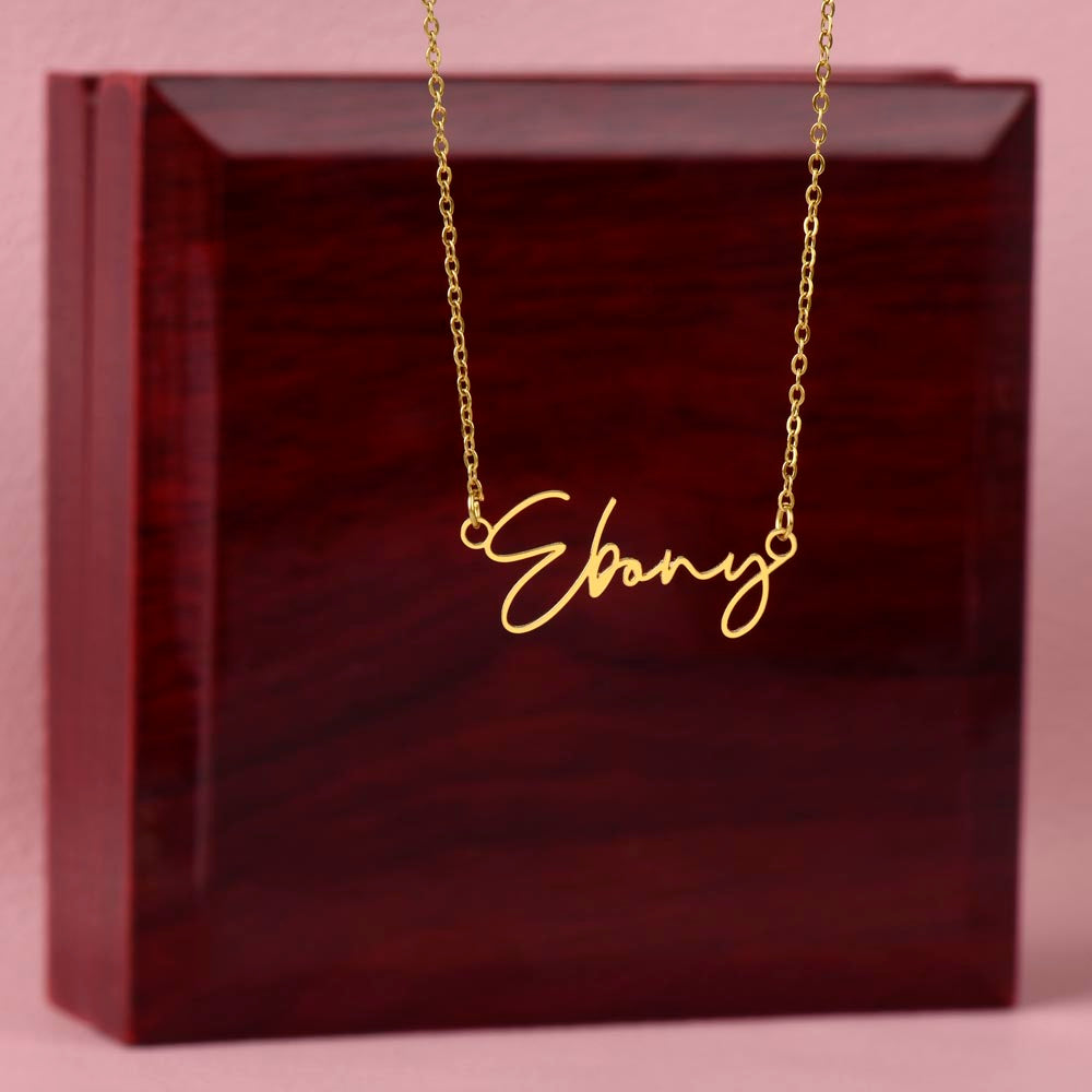 A Signature Style Name Necklace - So Cool!